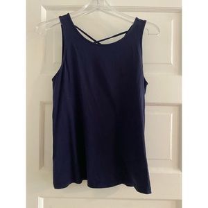 Lilly Pulitzer navy Kristen top. Size s